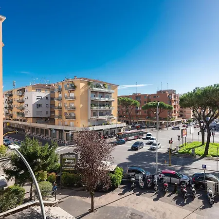 Apartment House Of Vatican Con Netflix E Ac Rome